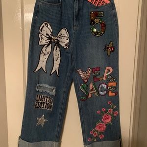 Designed Wide Leg and Wide Cuff Jeans